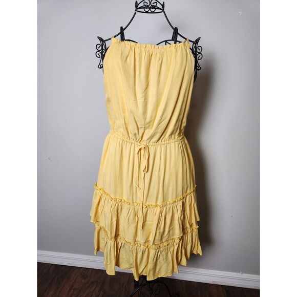 Davi & Dani PLUS SOLID FLARED SLEEVELESS SQUARE NECK BELTED DRESS - Picture 3 of 7